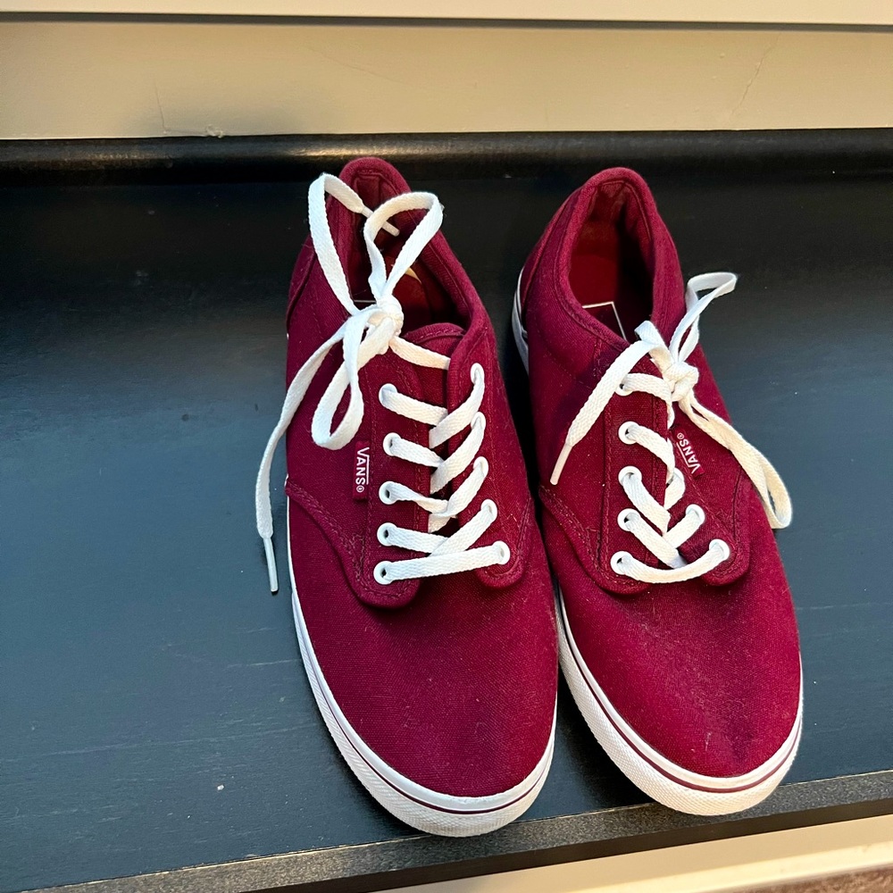 Comfy and stylish Maroon vans , only worn once !